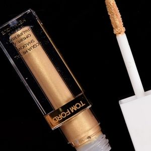 Tom Ford Acqua metal shadow; 01 reflects guilt